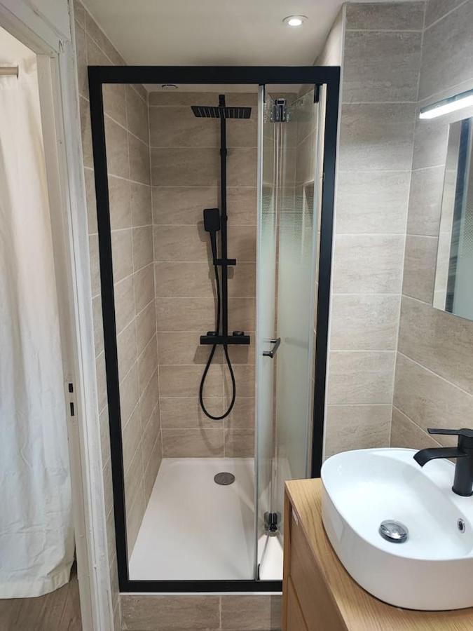 Appartement Au Calme Proche Centre Вильнёв-ле-Авиньон Экстерьер фото